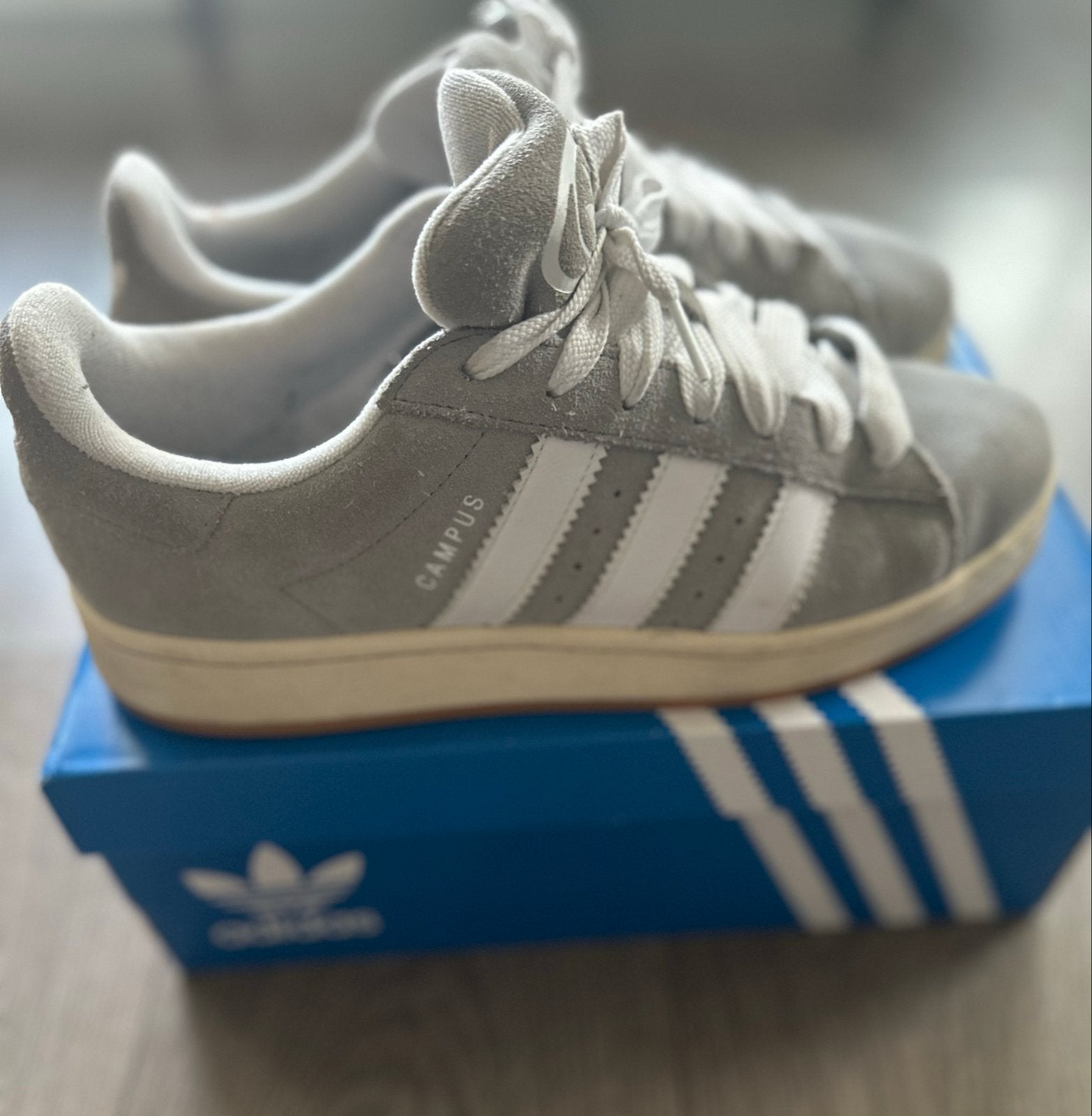Adidas Campus sneakers grijs - Maat 43, Ophalen of Verzenden, Zo goed als nieuw, Grijs, Sneakers of Gympen