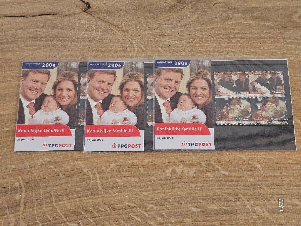 Postzegelmapje 290 E, 3x, Koninklijke Familie III. Postfris., Postzegels en Munten, Postzegels | Nederland, Ophalen of Verzenden