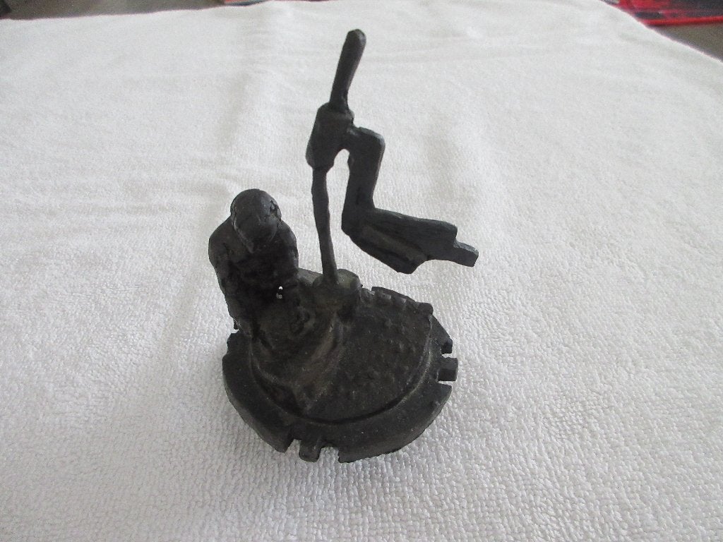 Bronzen beeldje van een scheepsschroevenmaker Jaap Hartman., Antiek en Kunst, Ophalen of Verzenden, Brons