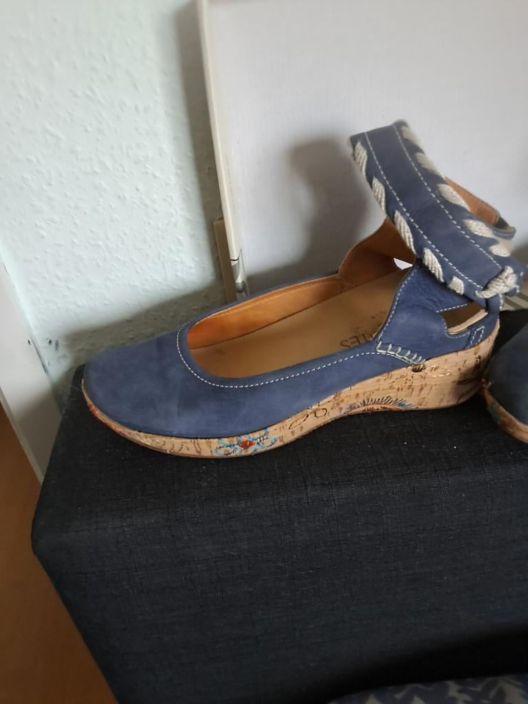 Super mooie Footnotes schoentjes m39, Schoenen met lage hakken, Blauw, Ophalen of Verzenden, Footnotes