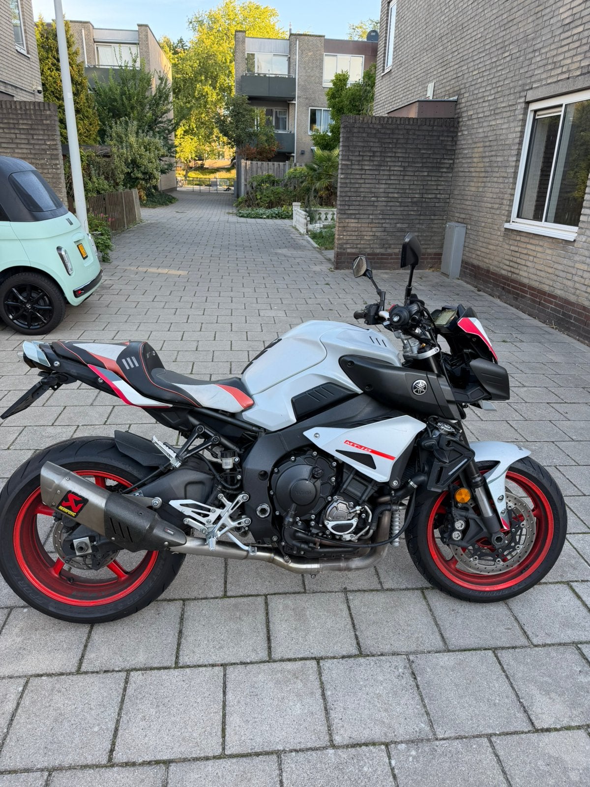 Yamaha MT 10 Full Titanium Akrapovic, Occasion, Motorrijbewijs A, Particulier, Meer dan 35 kW