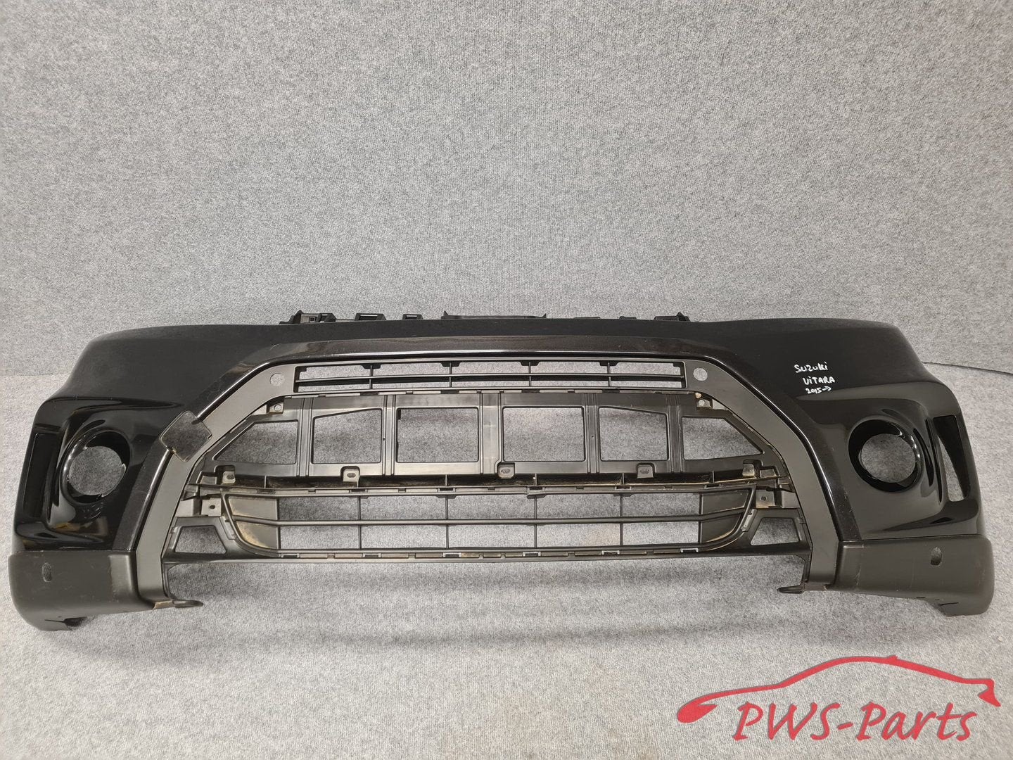 SUZUKI VITARA VANAF 2015 VOORBUMPER ORIGINEEL, Gebruikt, -, Voor, -