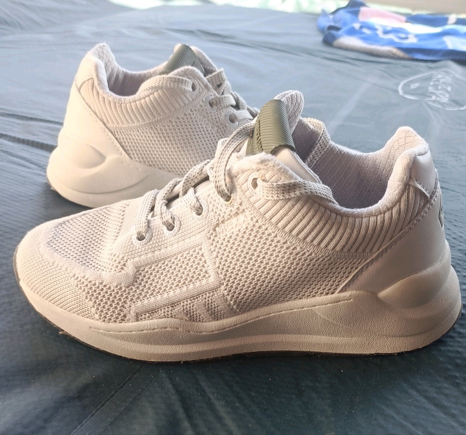 Mexx Luca 34, Ophalen of Verzenden, Zo goed als nieuw, Hardloopschoenen, Overige merken