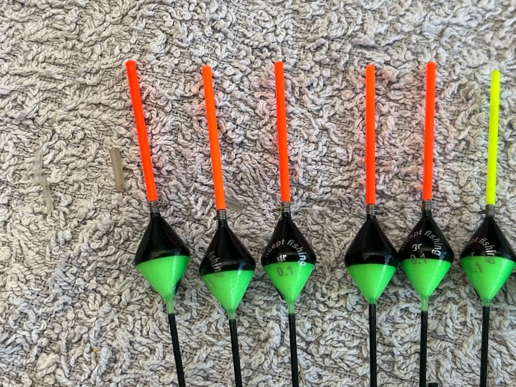 adv 283 / NIEUW set 7 commercial dobbers CF 0,10gr, Ophalen of Verzenden, Nieuw, Dobber of Lood