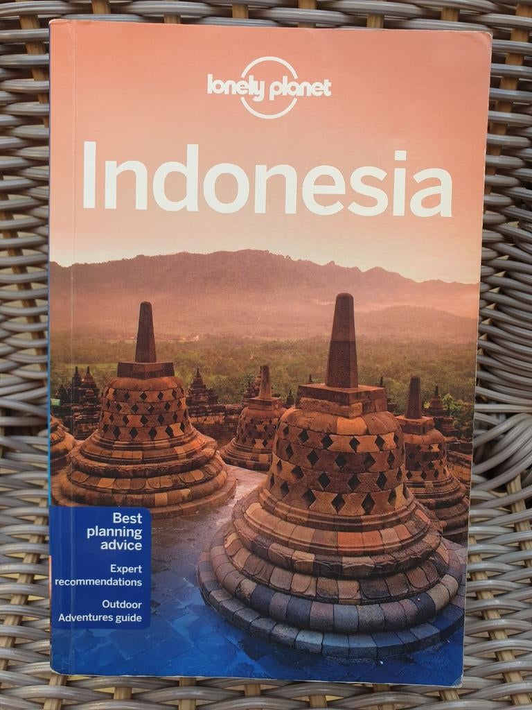 2013 Lonely Planet Indonesië Reisgids - Ontdek Azië, Boeken, Lonely Planet, Ophalen of Verzenden, Zo goed als nieuw, Reisgids of -boek