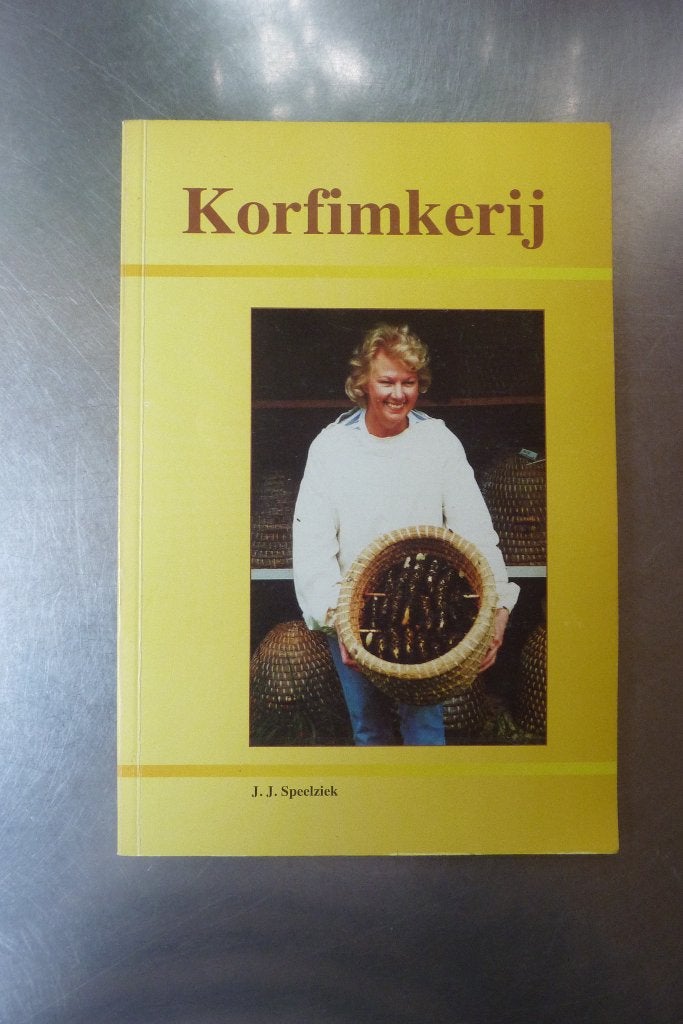 Korfimkerij - J.J. Speelziek, Boeken, Ophalen of Verzenden, Gelezen, Overige diersoorten