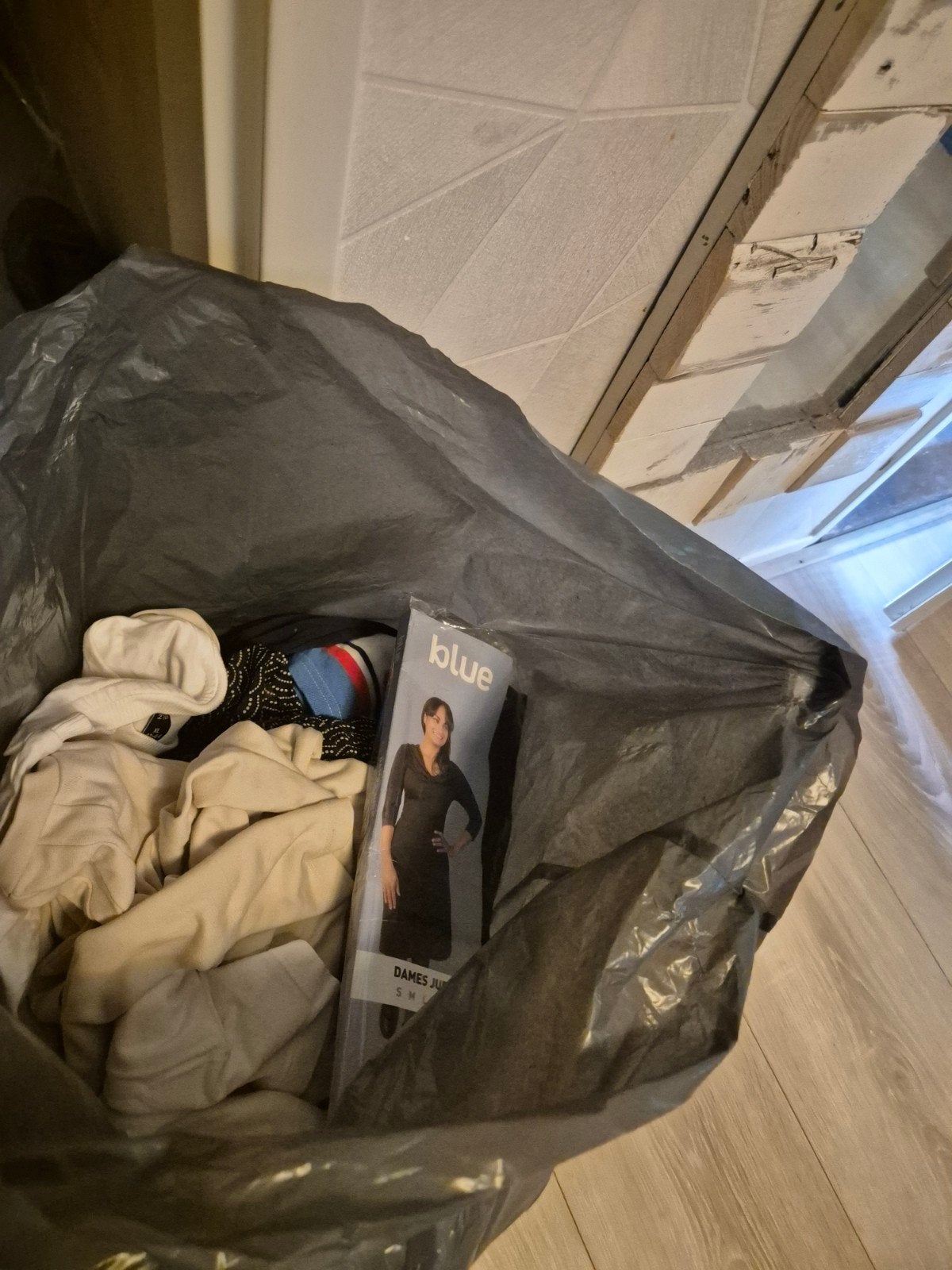 3 vuilniszakken kleding, Ophalen of Verzenden, Zo goed als nieuw