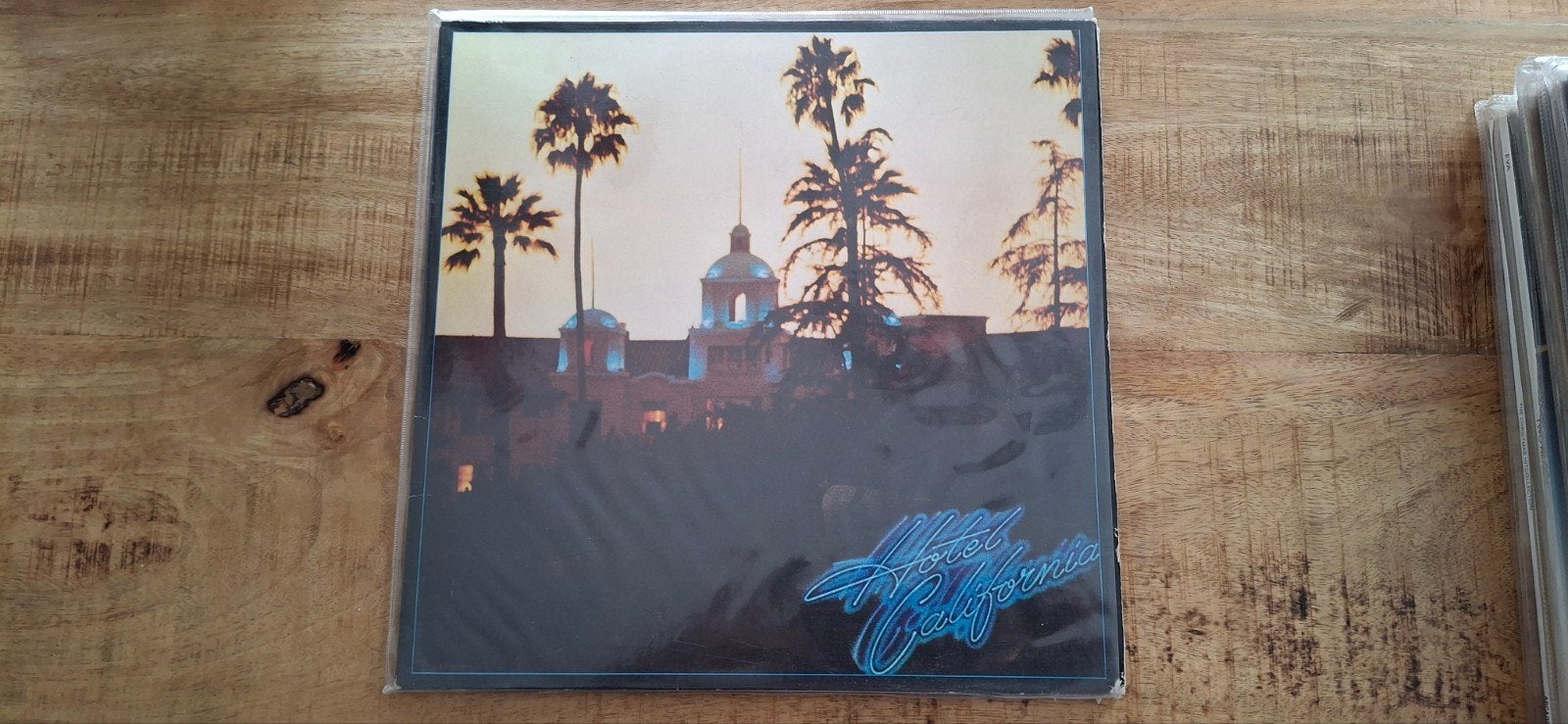 The Eagles - Hotel California (Groen Vinyl), LP, Rock, Ophalen of Verzenden, Zo goed als nieuw