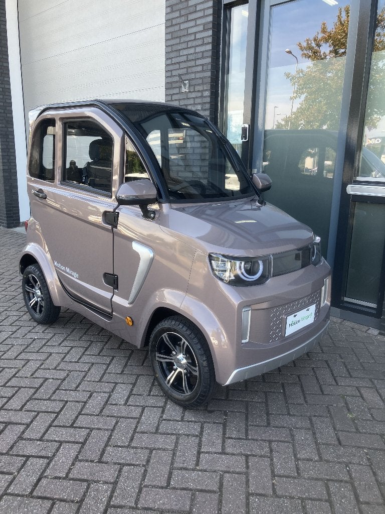 Motion Mirage–Champagne–Slechts 98 km–Zo goed als nieuw, Diversen, Zo goed als nieuw, 16 km/u of meer, 46 km of meer, Ophalen