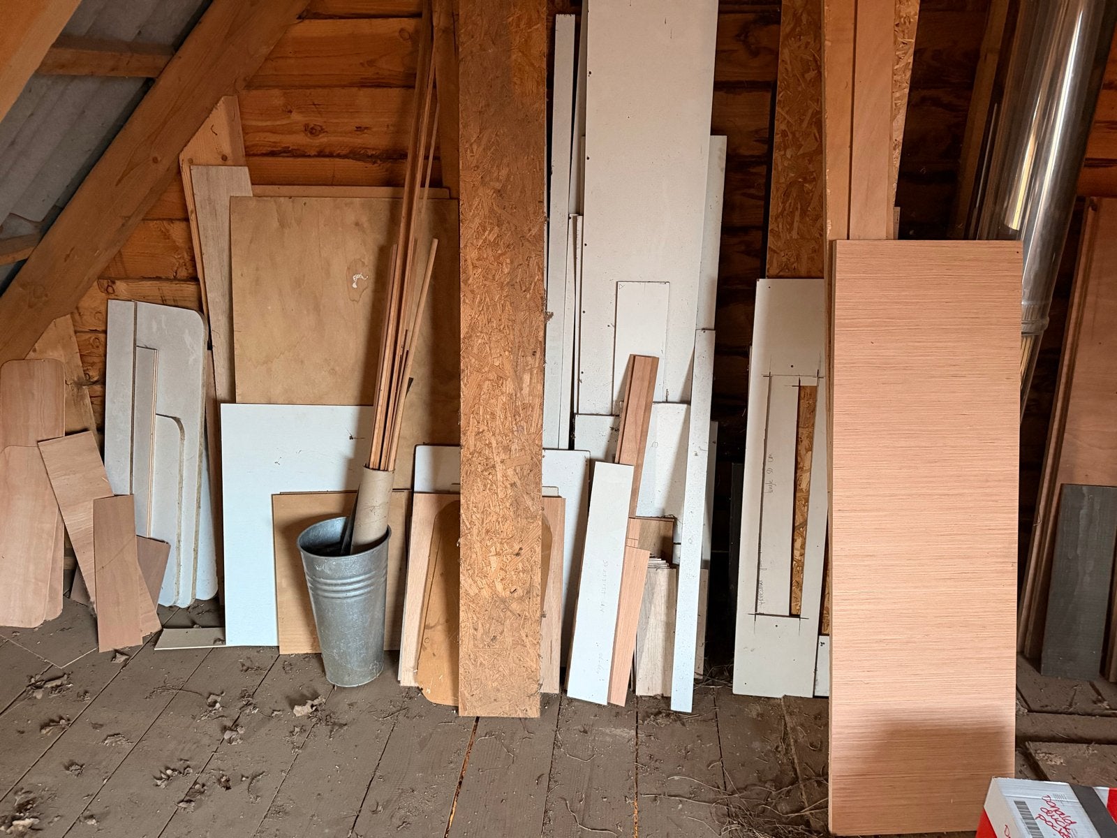 Diverse partij hout en planken - Ideaal voor klussers, Ophalen, Gebruikt, Overige typen, Overige houtsoorten