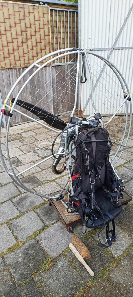 Paramotor scherm met motor en harnas, Ophalen of Verzenden, Gebruikt, Scherm