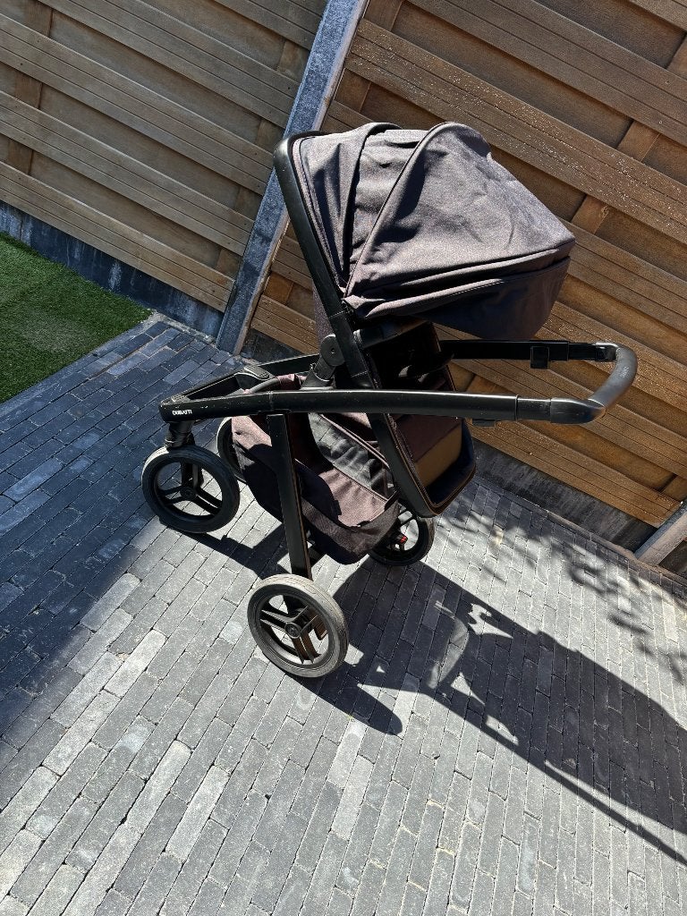 Dubatti Two Kinderwagen Compleet – €485, Combiwagen, Ophalen, Overige merken, Verstelbare duwstang