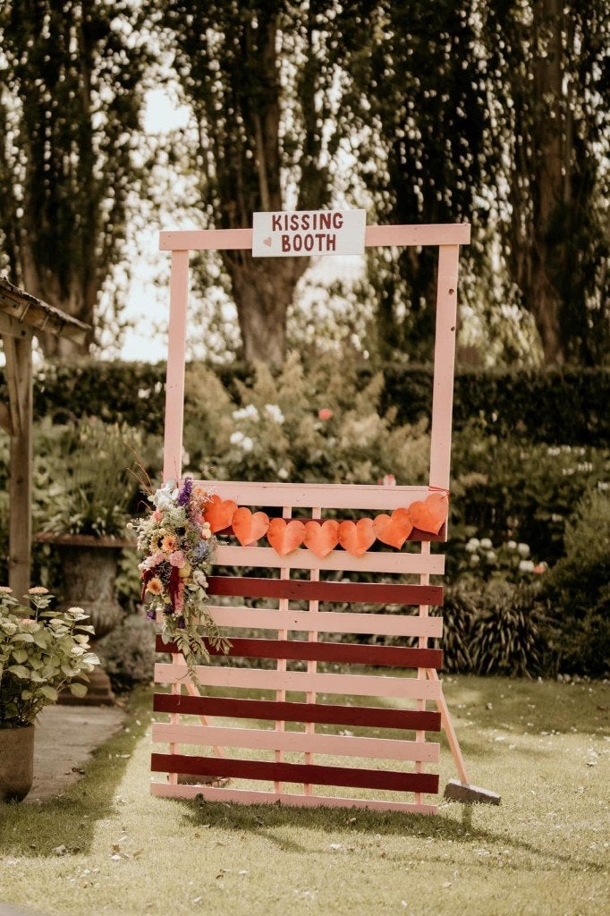 Te huur: Kissing Booth & Schildersezel met Spiegel!, Ophalen, Zo goed als nieuw, Geboorte of Huwelijk