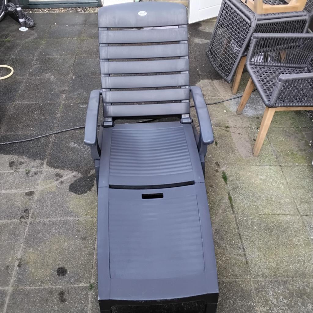 Hartman kunststof ligstoel - verstelbaar en verrijdbaar, Tuin en Terras, Ligbedden, Ophalen