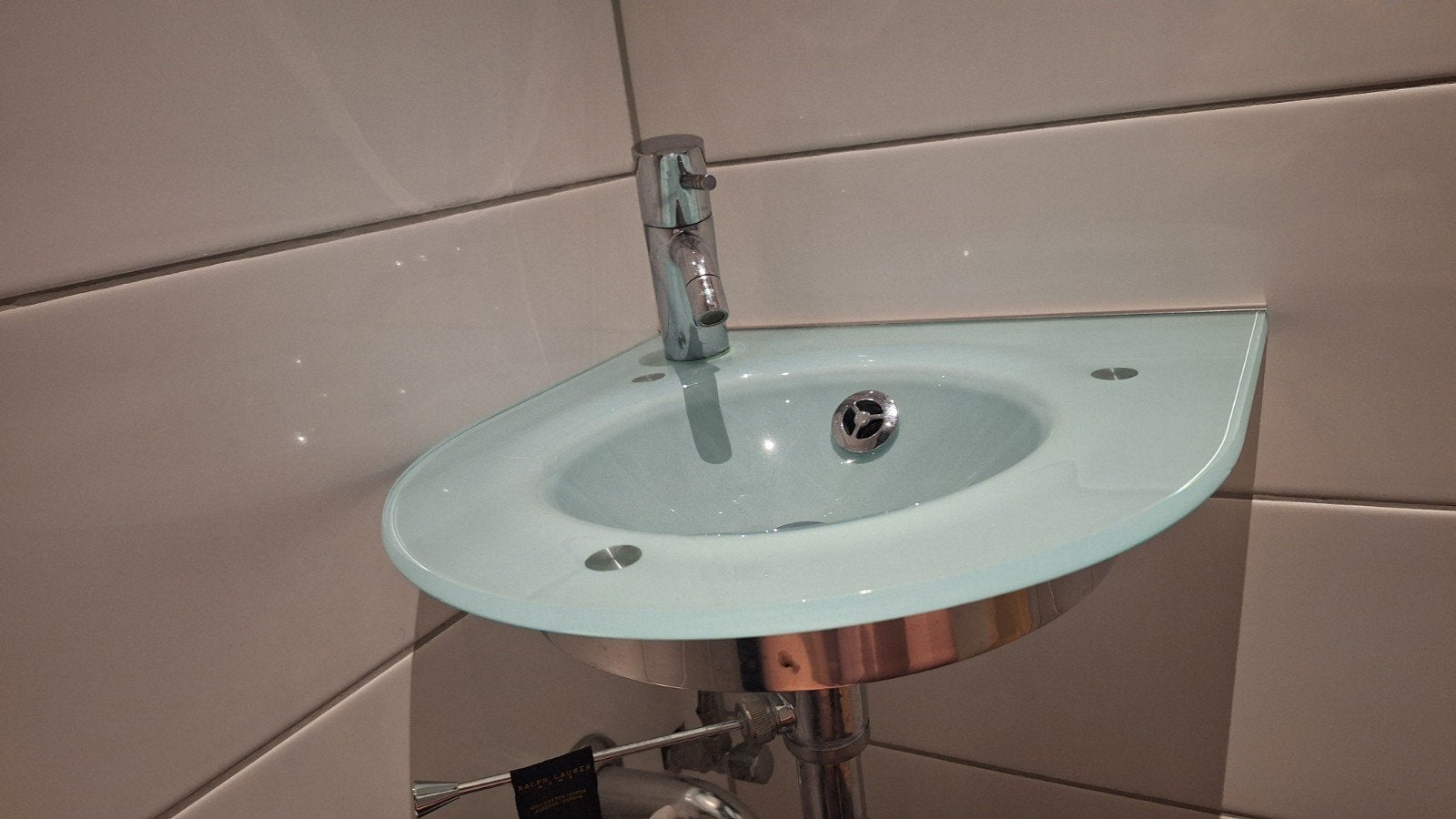 wc fontein met kraan, Ophalen of Verzenden, Gebruikt, Glas, Toilet