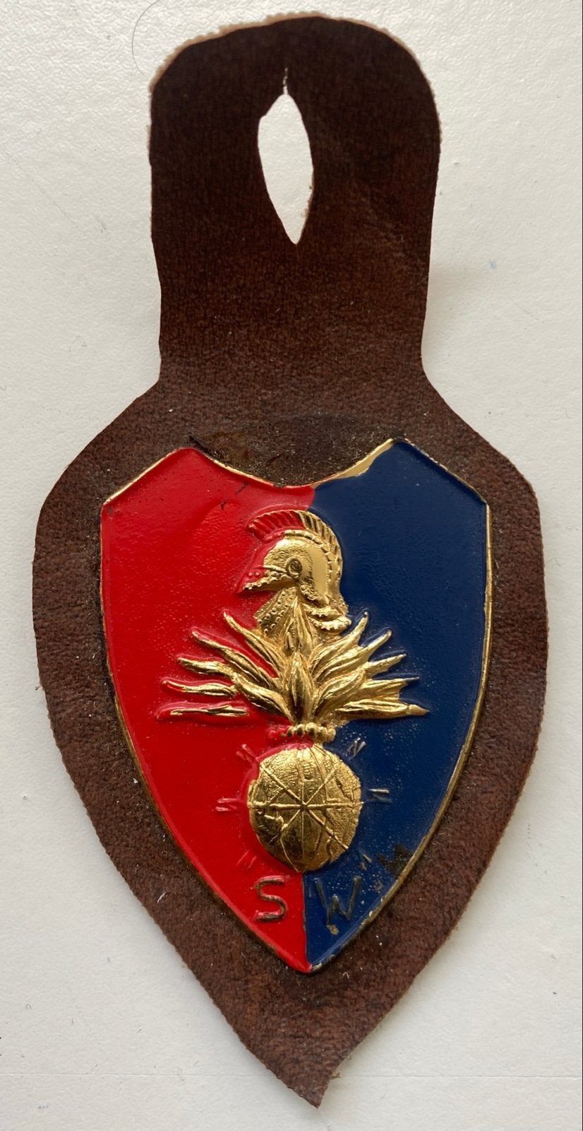 Militair embleem SWV op lederen ondergrond, Ophalen of Verzenden, Overige soorten, Overige gebieden, Embleem of Badge