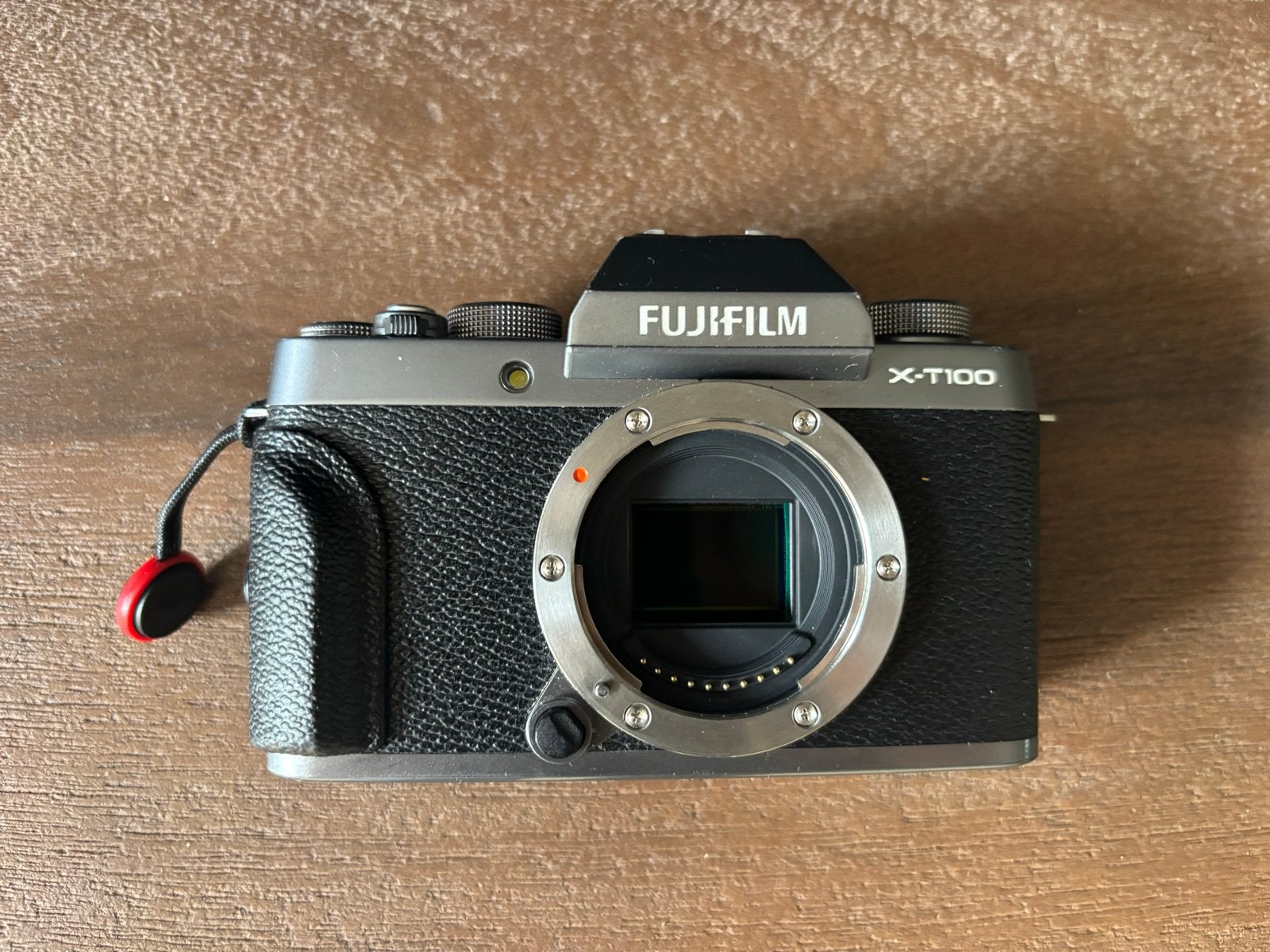 Fujifilm X-T100 Systeemcamera met Viltrox AF 28mm F/4.5 XF, Ingebouwde flitser, Gebruikt, Ophalen of Verzenden, Fujifilm