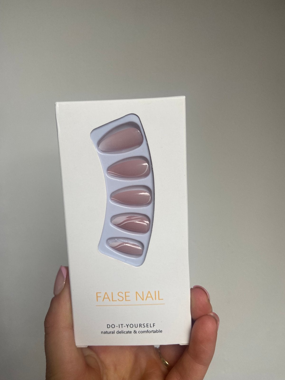 Nepnagels met diverse designs - Press-on nagels, Ophalen of Verzenden, Nieuw, Overige typen