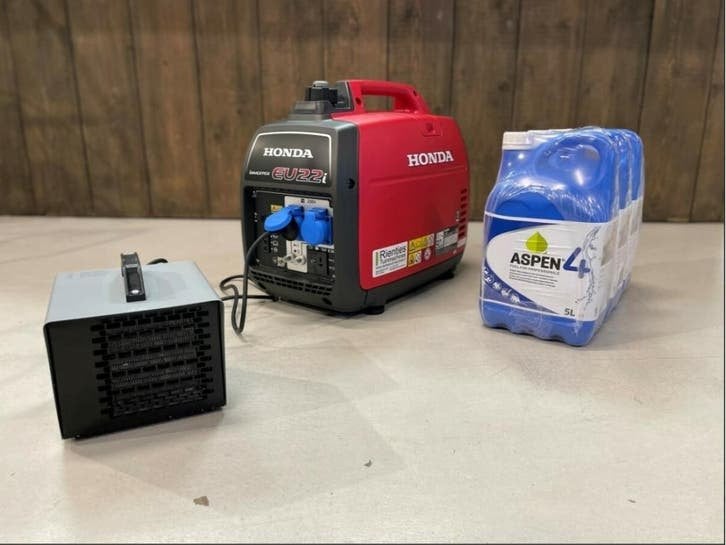 Rienties noodpakket- Honda generator, LR 20 kachel + benzine, Doe-het-zelf en Verbouw, Aggregaten, Honda, Benzine, Nieuw, Ophalen of Verzenden