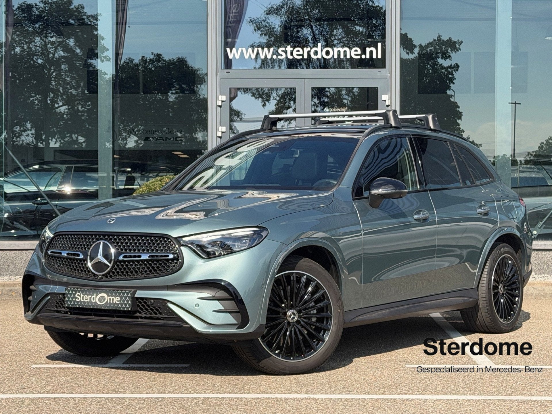Mercedes-Benz GLC 300e 4MATIC AMG Line l AIRMATIC l Meesture, Automaat, Gebruikt, Vierwielaandrijving, Hybride Elektrisch/Benzine