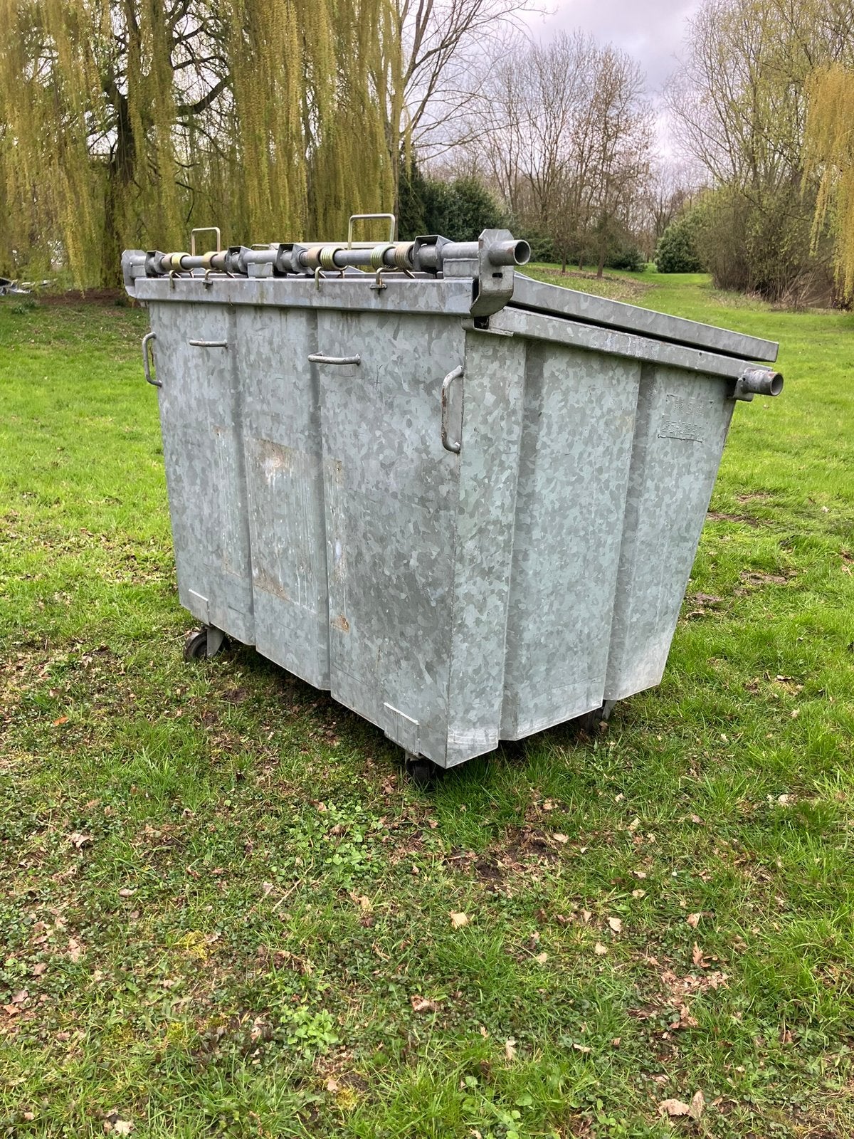 2500 liter stalen container - rolcontainer - goede staat, Ophalen of Verzenden, Nvt, Nvt, Nvt