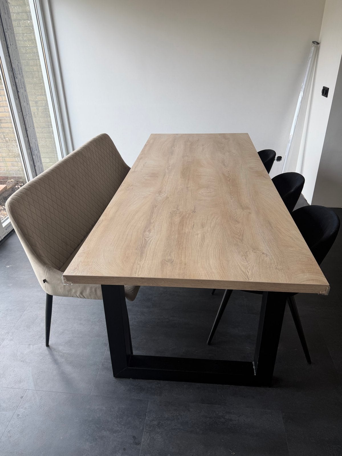 Eettafel 220x90 met 3 stoelen en 3-persoons bank, Huis en Inrichting, Ophalen, Gebruikt, 200 cm of meer, 50 tot 100 cm