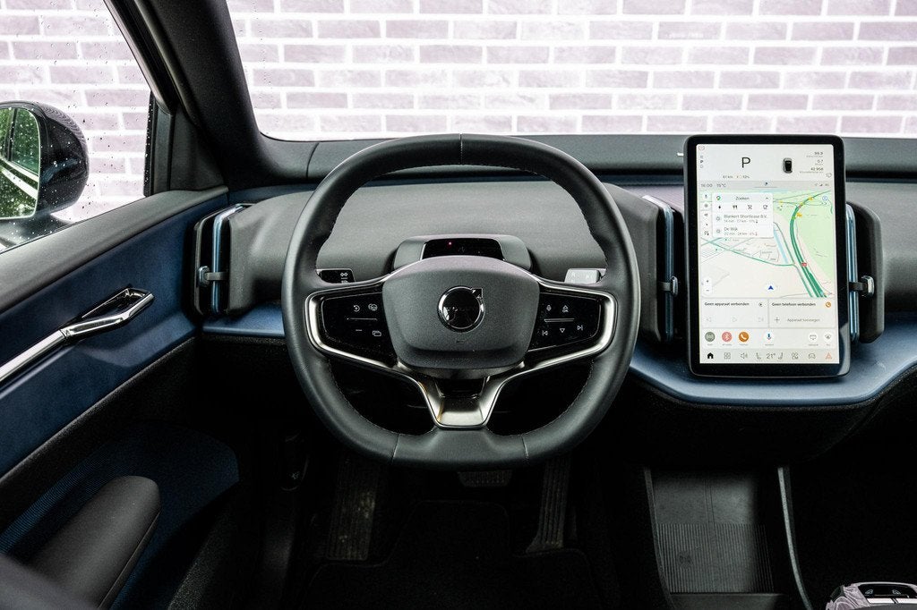 Volvo EX30 Single Motor Extended Range Plus 69 kWh | Stoel e, Auto's, Automaat, Achterwielaandrijving, Gebruikt, Leder en Stof
