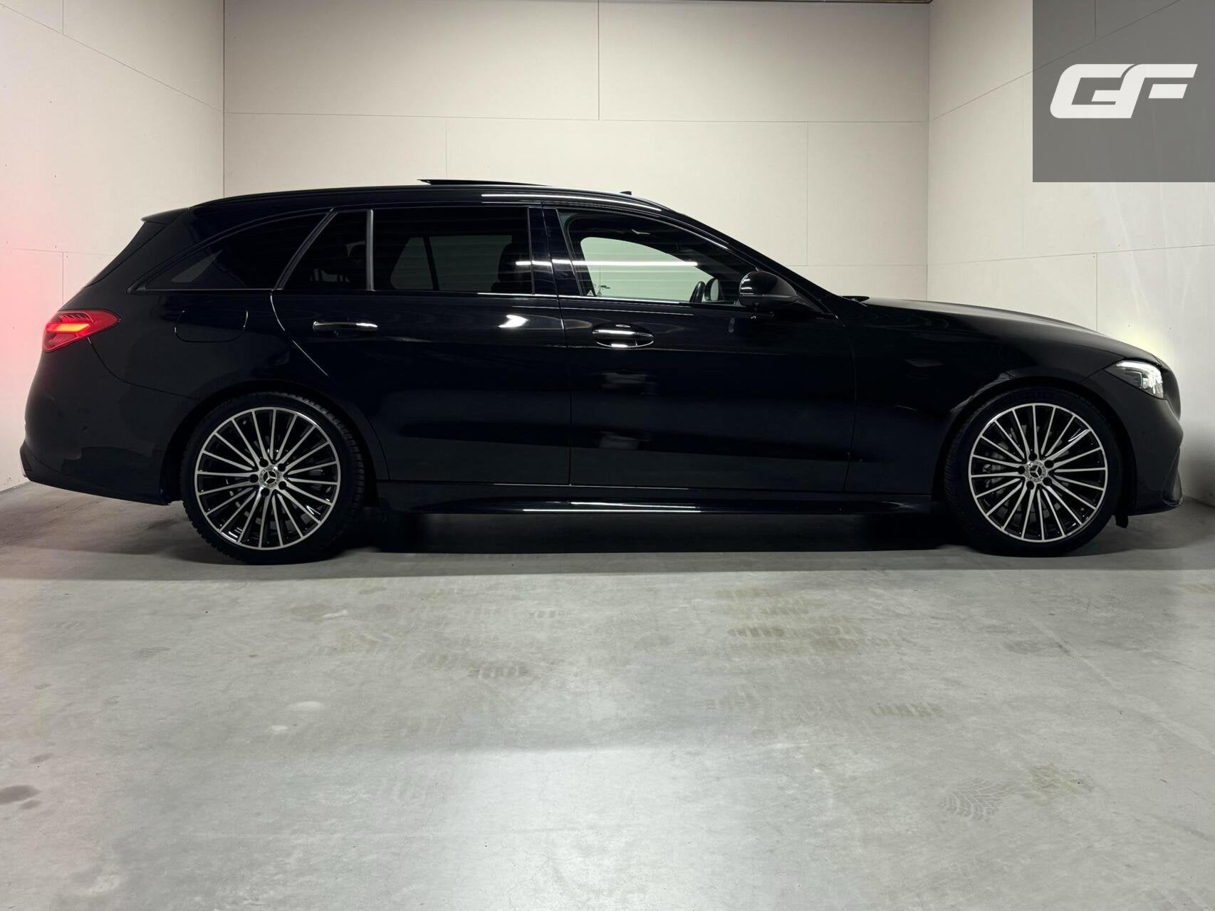 Mercedes C-klasse Estate 200 AMG Pano 360° Memory Carplay T, Auto's, Automaat, Dealer onderhouden, 4 cilinders, Met garantie (alle)