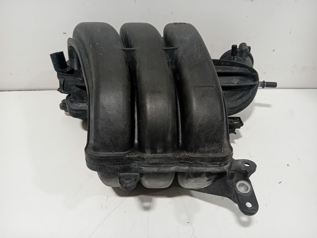 Inlaatspruitstuk Volkswagen Up, Onderdelen@venauto.nl, Van der Ven Autorecycling B.V., Gebruikt, Seat