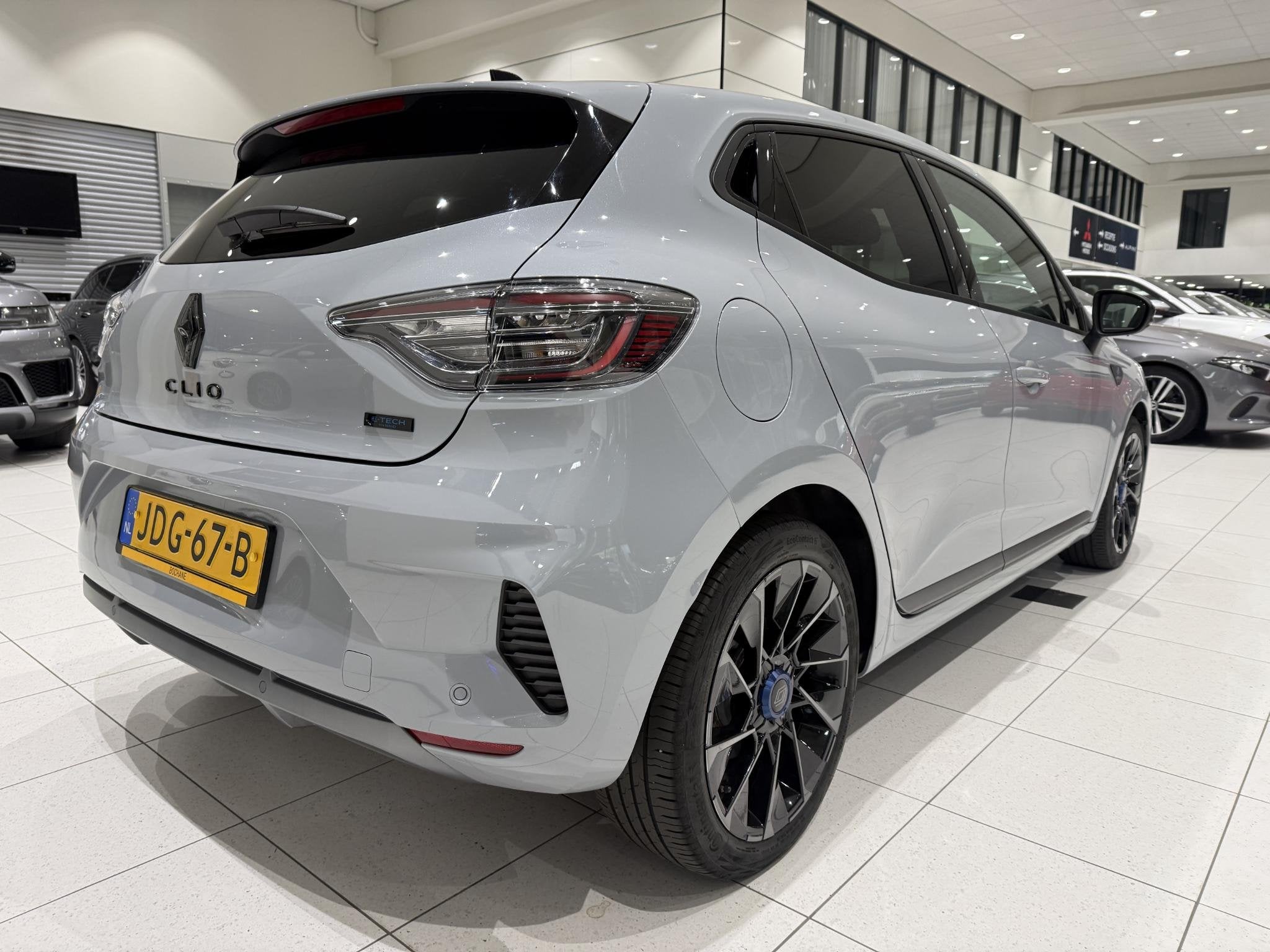 Renault Clio 1.6 E-Tech Full Hybrid 145 esprit Alpine | Acht, Auto's, Gebruikt, Euro 6, Leder en Stof, 23 km/l