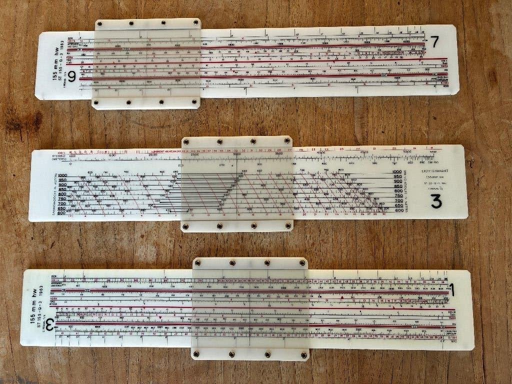 Schootstafel linialen voor 155mm Howitzer (1963), Ophalen of Verzenden, Landmacht, Nederland, Overige typen