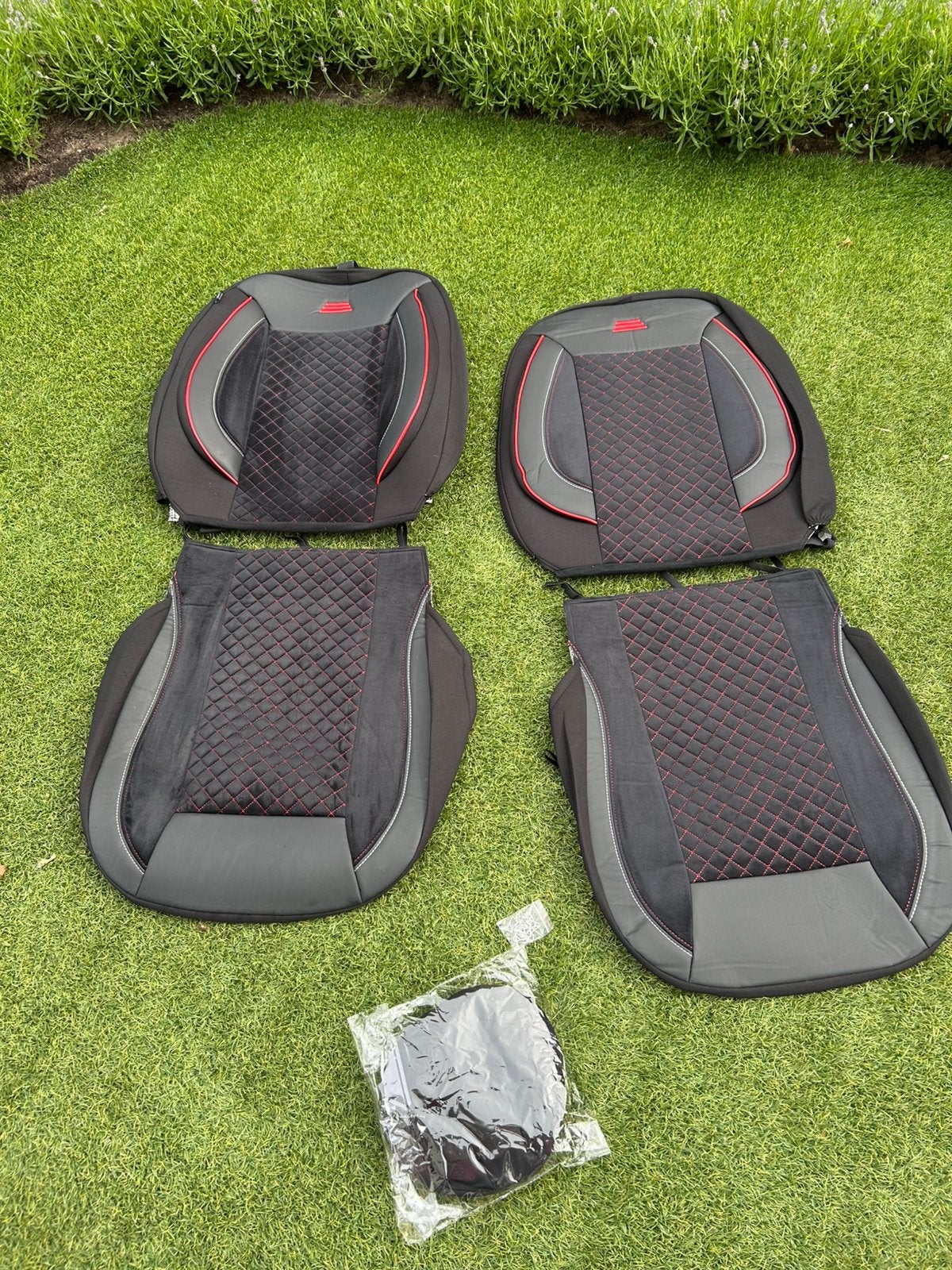 Stoelhoezen Toyota Yaris type 4 vanaf 2021, Auto-onderdelen, Ophalen, Toyota