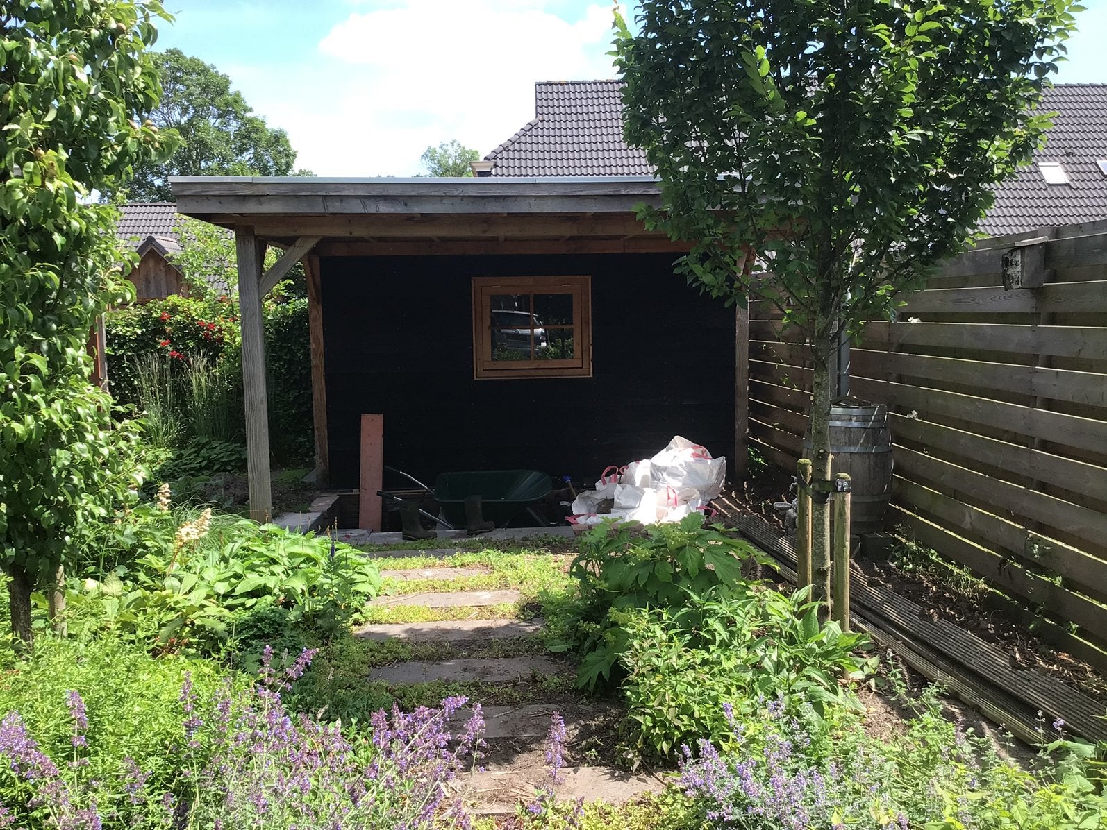Schuurtje met veranda, douglas, ca. 5 x 3,5 m., Ophalen, 200 tot 400 cm, Schuur, Zo goed als nieuw