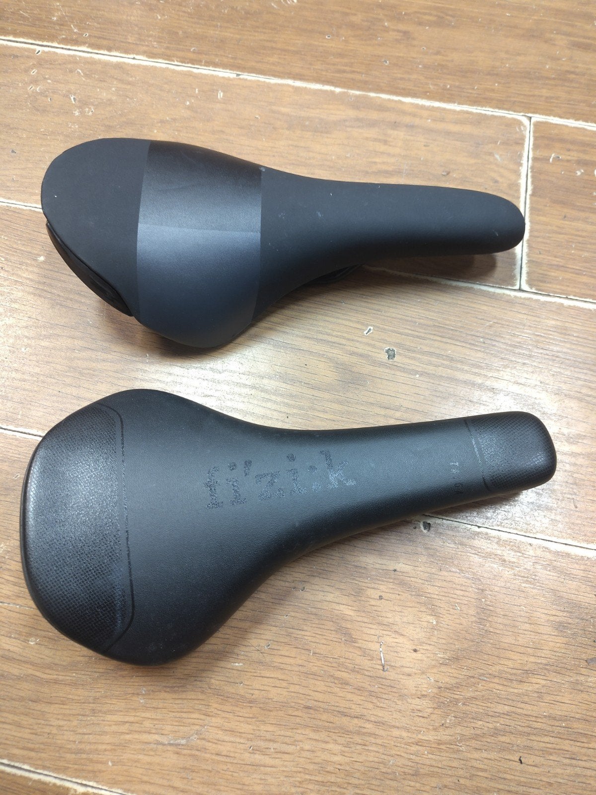 Fizik zadel en Selle Royal zadel, -, -, Ophalen of Verzenden, Zo goed als nieuw