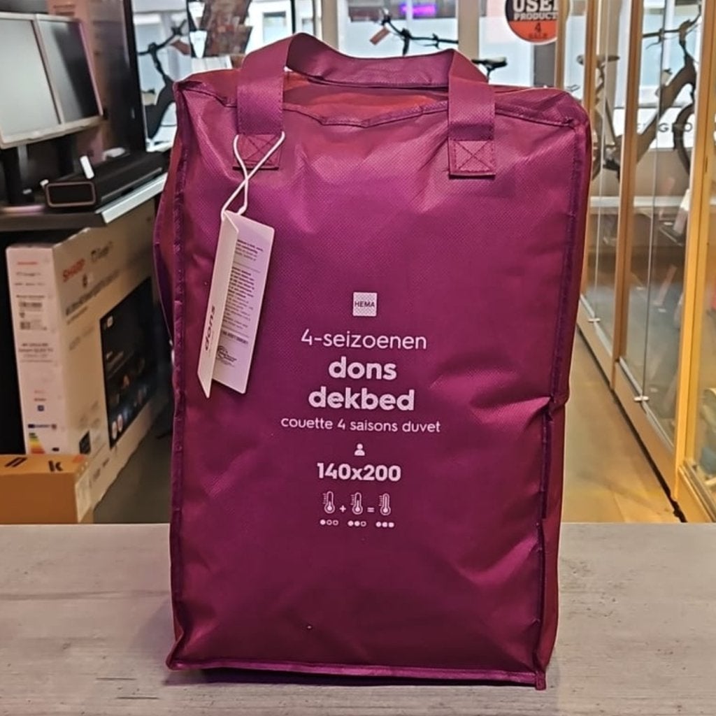 Hema 4 Seizoenen Dons Dekbed 140x200  | Nieuw, Hema, Nieuw, Support@hema.com, Nieuwe Dukenburgseweg 5
6534 AH Nijmegen
Netherlands