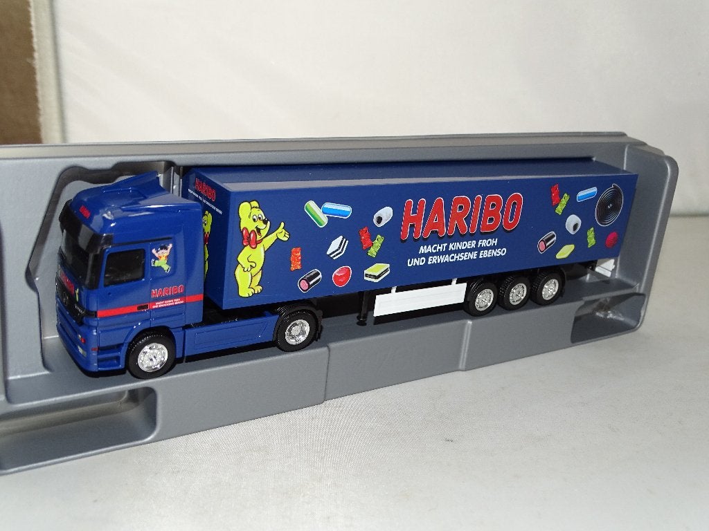 1/87 Herpa Mercedes Haribo, Ophalen of Verzenden, Nieuw, Bus of Vrachtwagen, Herpa
