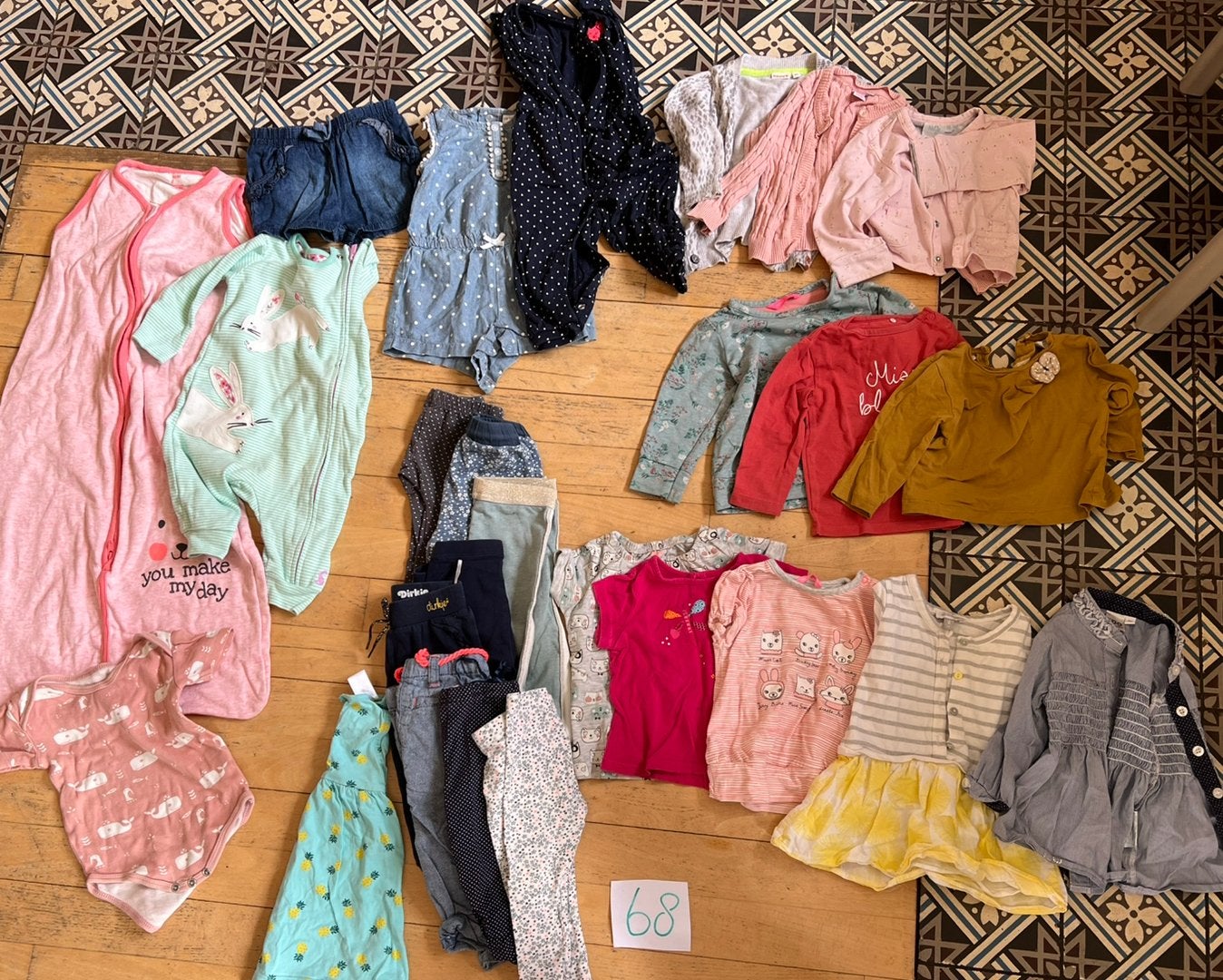 Grote kledingbundel voor baby meisjes - Maat 68, Ophalen of Verzenden, Zo goed als nieuw, Maat 68