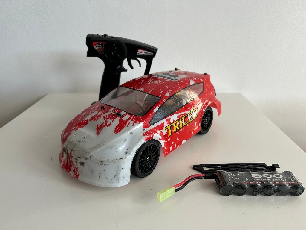 Himoto Tricer 2,4ghz 1/18 rc auto, Ophalen of Verzenden, Gebruikt, Overige schalen, Auto offroad