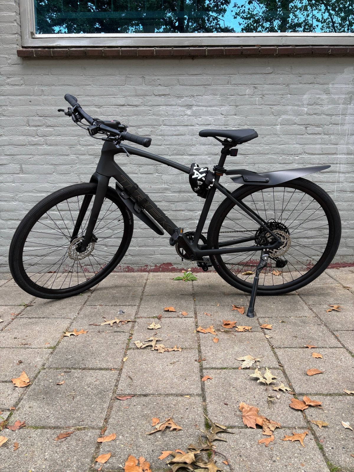 Trek FX 4 Sport Carbon (M) - nieuw, Fietsen en Brommers, 28 inch, 10 tot 15 versnellingen, Zo goed als nieuw, Schijfrem