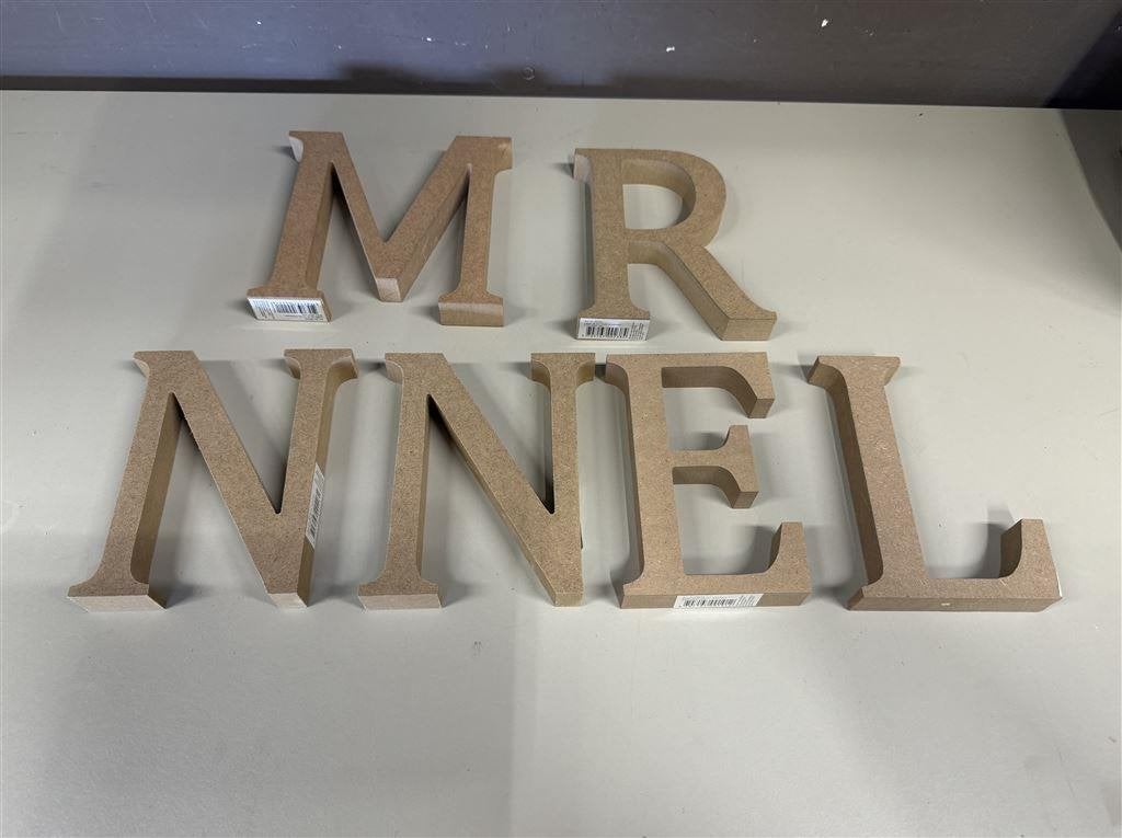 Grote houten letters m r n n e l, Ophalen of Verzenden, Zo goed als nieuw, Wanddecoratie