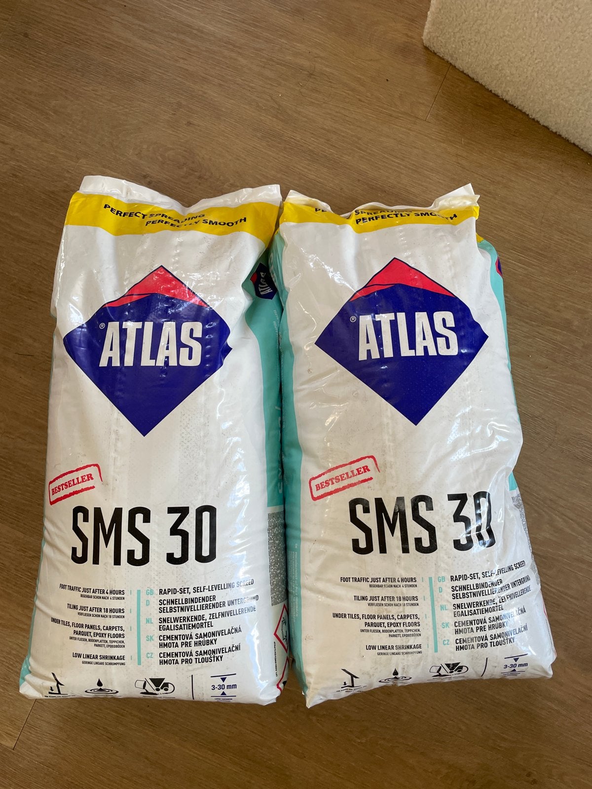 2 zakken Atlas SMS 30 egalisatiemortel - snelwerkend, Ophalen, Overige typen, Nieuw, Minder dan 20 cm