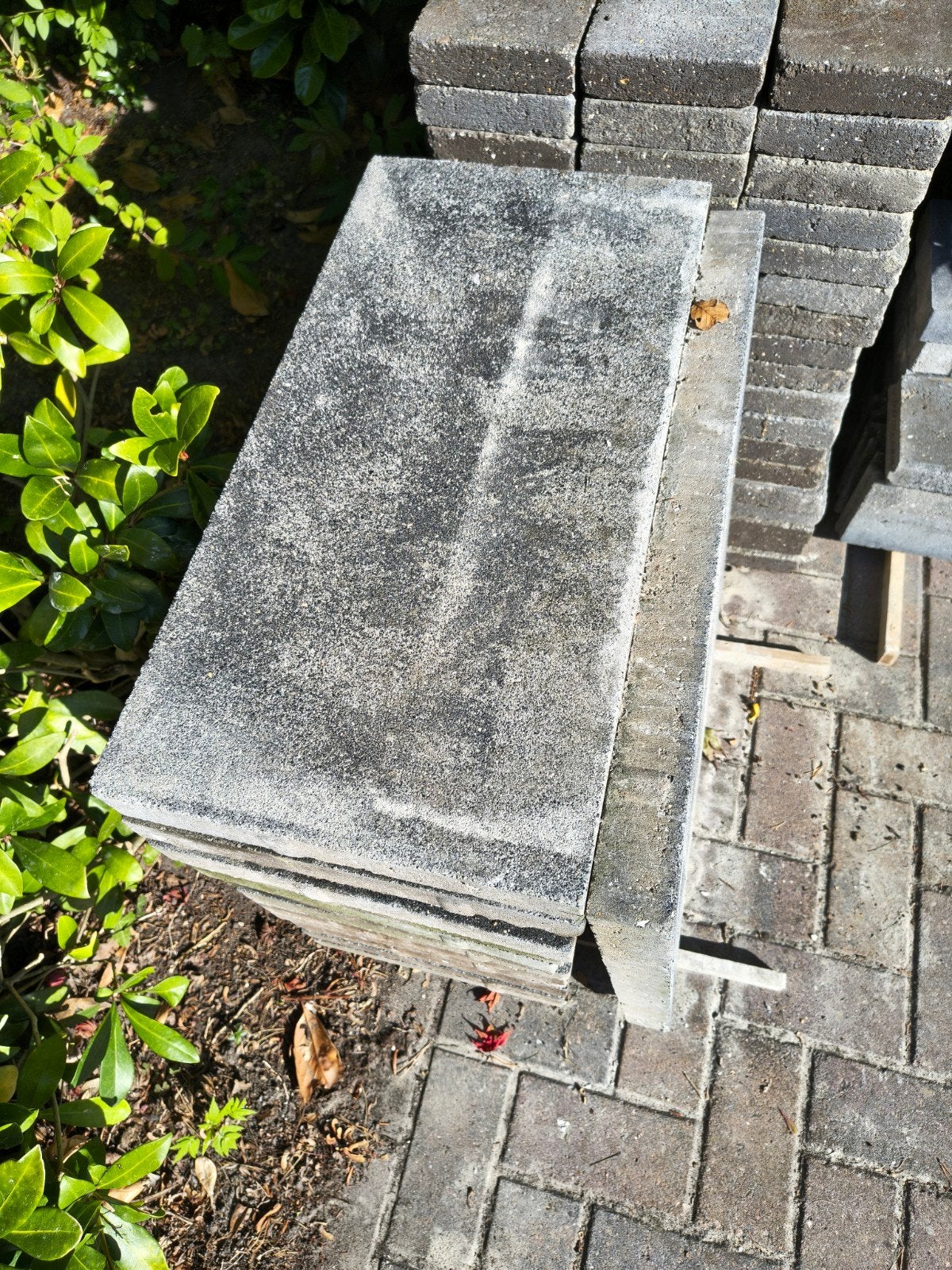 Gebruikte antraciet gemêleerde terrastegels (gratis), Tuin en Terras, Tegels en Klinkers, Ophalen, Gebruikt, Minder dan 5 m², Beton