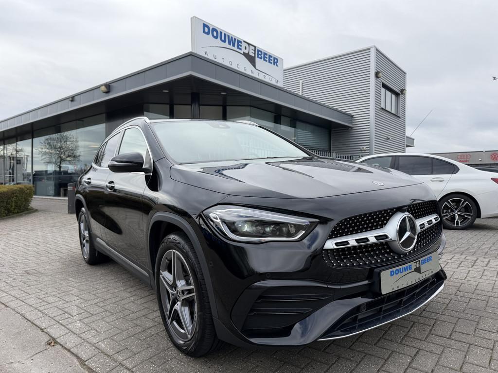 Mercedes-Benz GLA 250 e AMG Line Pano-Dak | Memory | Keyless, 12 maanden, 77 km/l, Zwart, Bedrijf