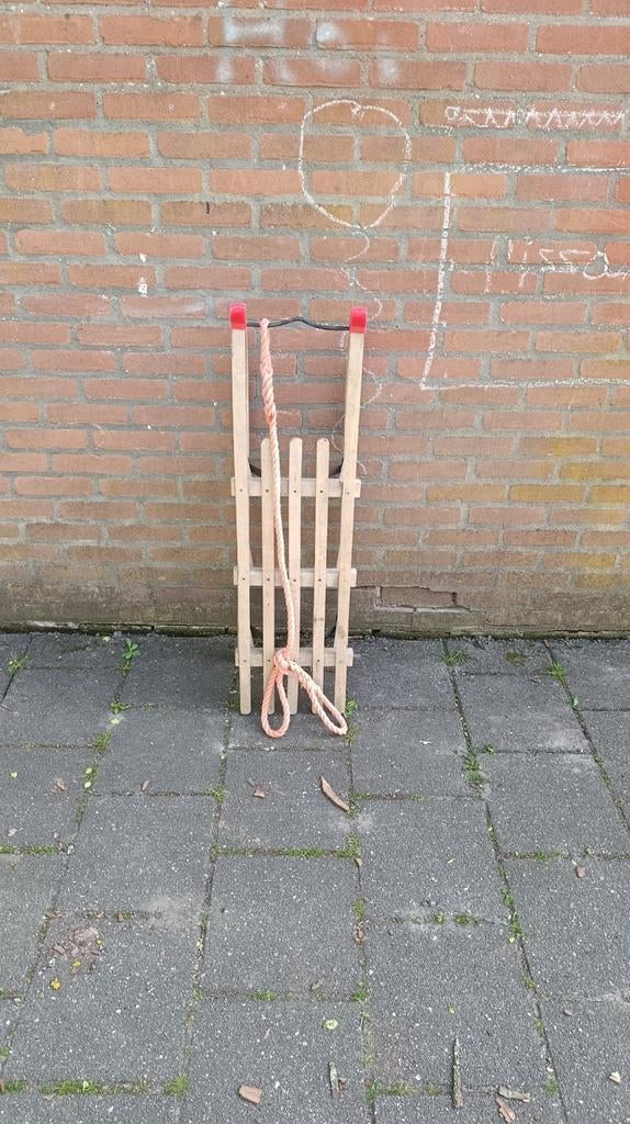 Houten slee met trekkoord, Ophalen of Verzenden