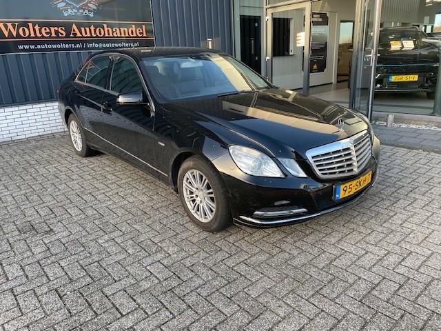 Mercedes-Benz E-klasse 200 CDI Elegance, Auto's, Mercedes-Benz, Automaat, Euro 5, Gebruikt, Zwart