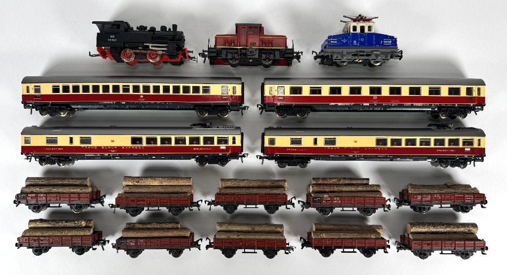 1375. Modeltreinen, Piko en Fleischmann, Hobby en Vrije tijd, Modeltreinen | H0, Ophalen, Fleischmann, NS, Gelijkstroom
