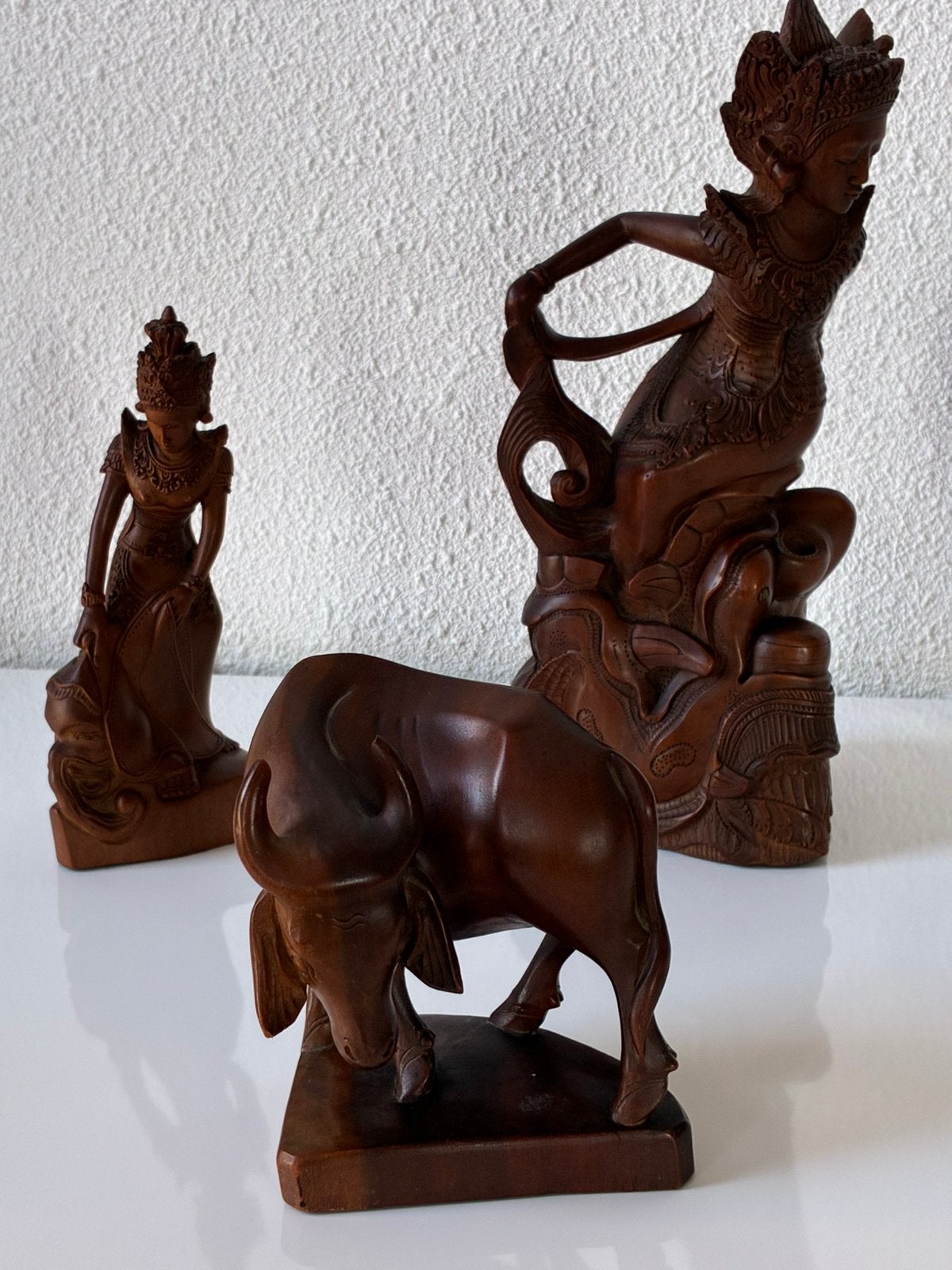 Balinees Houtsnijwerk – Set van 3 (Danseressen & Karbouw, Ophalen of Verzenden, Hout