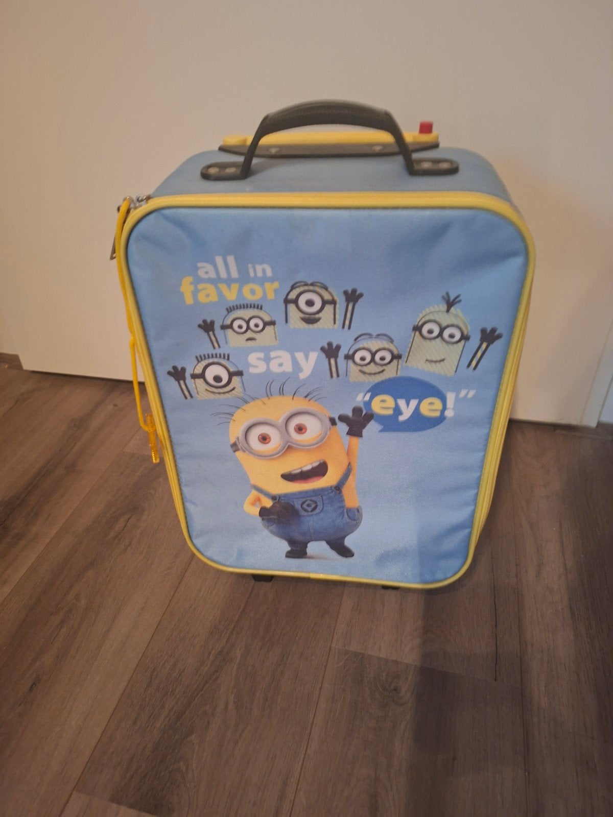 Minions Kinderkoffer met Wieltjes en Uitschuifbare Handgreep, Overige materialen, Wieltjes, Gebruikt, Minder dan 50 cm