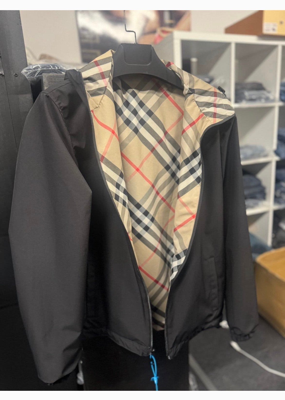 Burberry jas, Ophalen of Verzenden, Zo goed als nieuw, Zwart