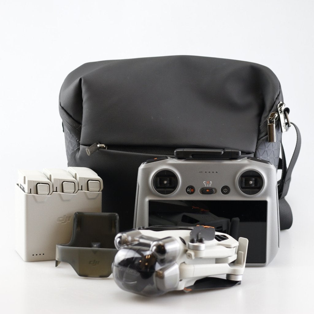 DJI Mini 4 Pro 249G Fly More Combo + Smart Controller, Audio, Tv en Foto, DJI, Zo goed als nieuw, Inform@dji.com, DJI Sky City
No. 55 Xianyuan Road
Nanshan District, Shenzhen
China